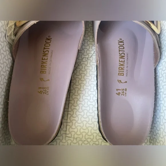 Birkenstock Women's Sandals in Soft Lavender - Picture 9 of 10